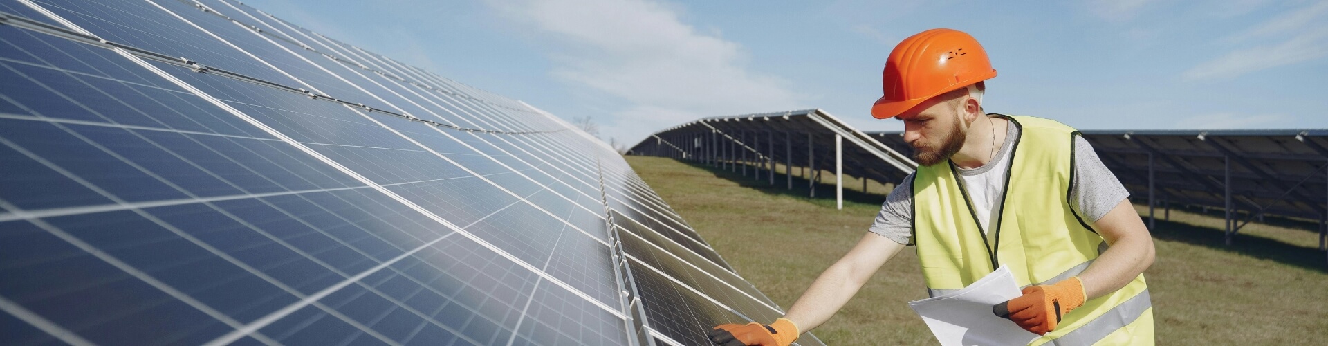 Poticaji za solarne panele 2026. – što donosi novi FZOEU natječaj?